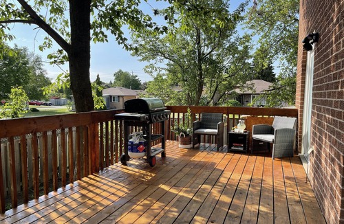 Newmarket House | Chic Renovated 3BR Spacious Home Near Yonge St