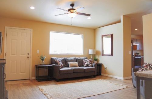 Sheridan House | Chic Residence Near DT Sheridan