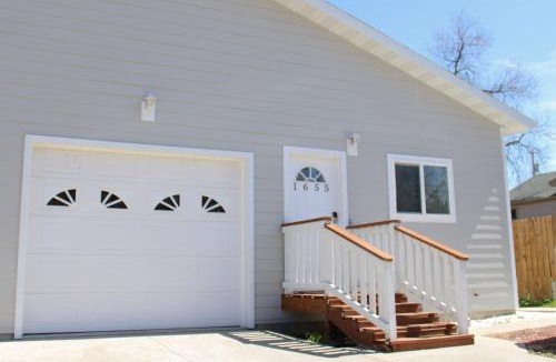 Sheridan House | Chic Residence Near DT Sheridan