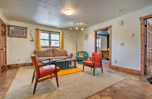 Bynum Apartment | Chic Retro Retreat in Choteau: Walk to Dtwn!