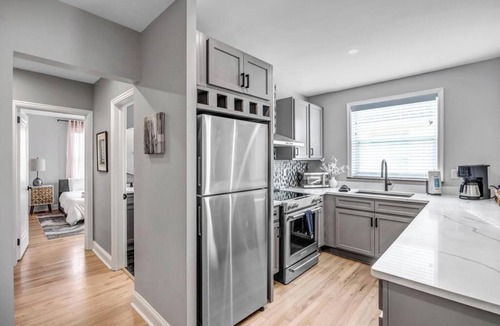 Southbank Apartment | Chic Riverfront Apartment in Downtown San Marco