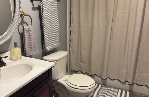 Port Neches House | Chic Roots 3BR 2BA Home