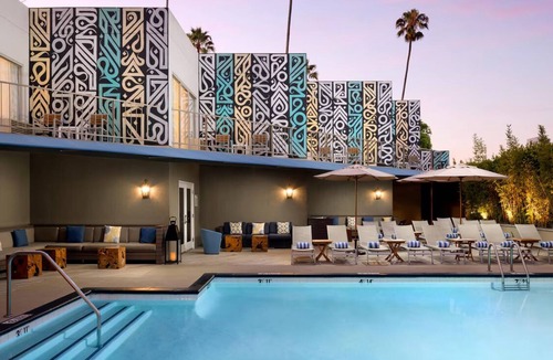 Ocean Park Hotel | Chic Santa Monica Retreat Perfect for Beach Getaways - Poolside Fun!
