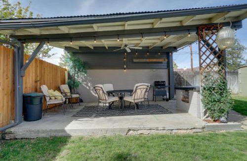 Tyrone House | Chic Silver City Getaway w/Patio + Gas Grill