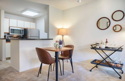 South Beach Apartment | Chic South Beach Studio w/Pool, Spa, facing the water, by Blueground