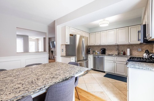 Royal Oak House | Chic & Spacious Royal Oak 3BR Home! Welcome!