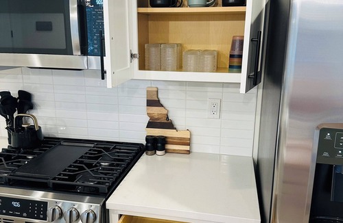 Star House | Chic Star Retreat