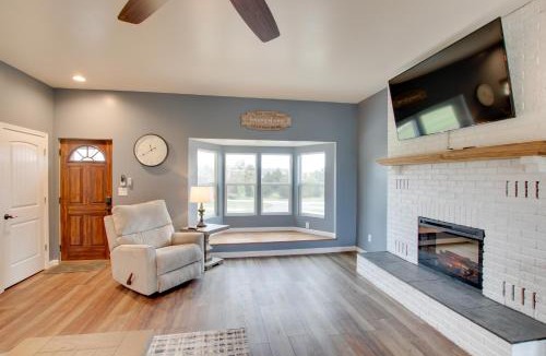 Ste Genevieve House | Chic Ste Genevieve Home w/Nice Interior Amenities