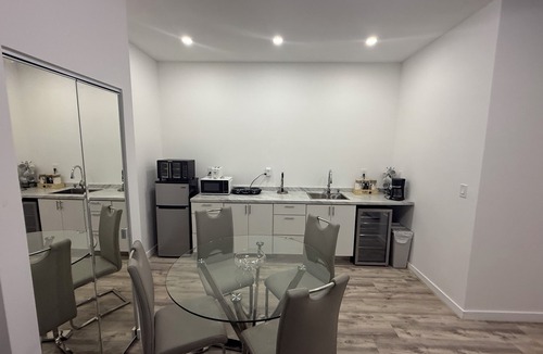 Homestead Apartment | Chic studio in fabulous Homestead with WiFi, AC
