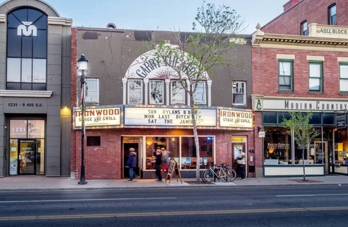 Inglewood Apartment | Chic Studio Minutes to DT