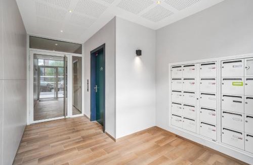 Bondy Apartment | Chic studio neuf près de Paris