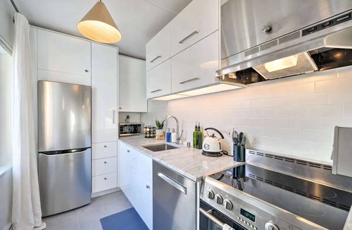 Downtown Seattle Apartment | Chic Studio Retreat in Seattle