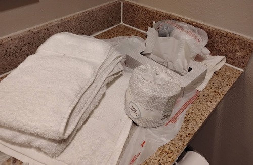 Clodine Resort | Chic suite in superb Houston with WiFi, AC