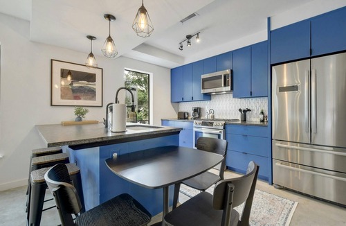 South River City House | Chic Travis Heights Home + Pool - Chelsea Oak II