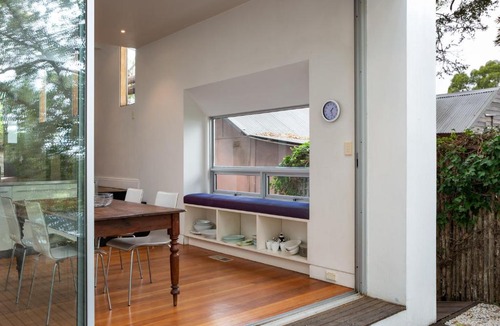 Balmain East Apartment | Chic Two-storey Cottage with Darling Harbour Views