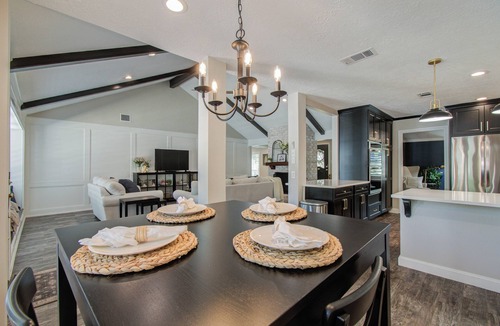 Northampton House | Chic TX House w/Pool and Relaxing Atmosphere