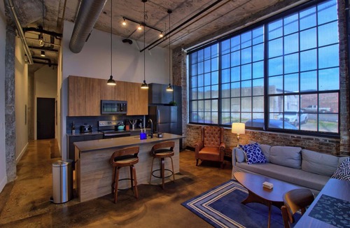 Midtown Hotel | Chic Ultramodern Loft Suite w/Designer Features