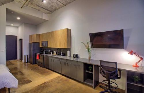 Midtown Hotel | Chic Ultramodern Studio Loft w/Designer Features
