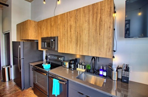 Midtown Apartment | Chic Ultramodern Studio Loft w/Designer Features