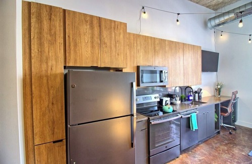 Midtown Apartment | Chic Ultramodern Studio Loft w/Designer Features