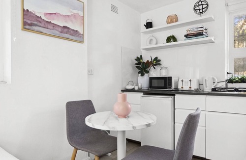 Paddington Apartment | Chic Urban Paddington Escape