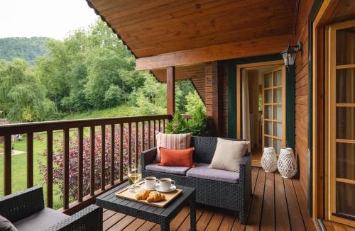Camprodon Apartment | Chic Wooden House Camprodon Pyrenees Views