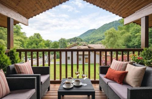 Camprodon Apartment | Chic Wooden House Camprodon Pyrenees Views