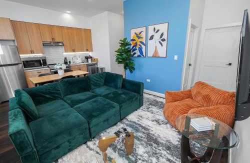 Near South Side Apartment | Chicago 4BR South Loop Stay by Soldier Field Area