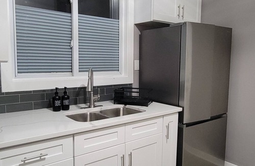 Chicago House | Chicago Avenue Inn