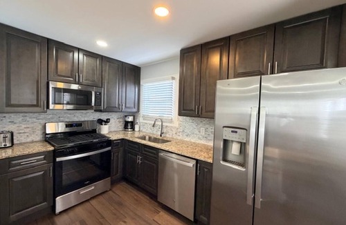 Hammond House | Chicago Suburb Home Near BP Refinery and Hospitals