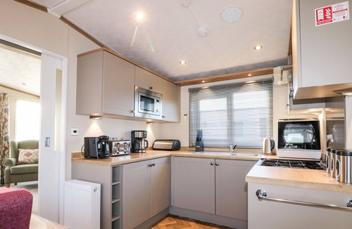 Chichester Cottage | Chichester Lakeside Holiday Park