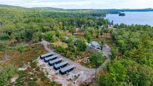 North Sebago Villa | CHICKADEE LIMIT 4 cabin