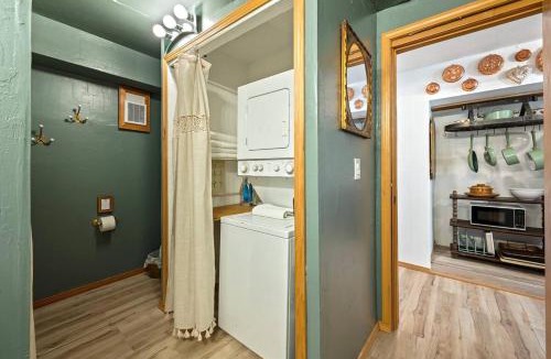 Cashmere Apartment | Chickadee Suite