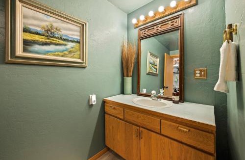 Cashmere Apartment | Chickadee Suite