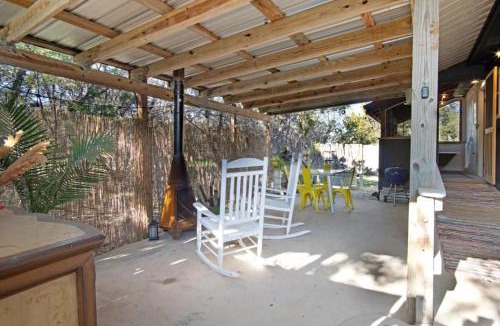 San Marcos House | Chickadees Stay: Private Tub, Chiminea & Pool
