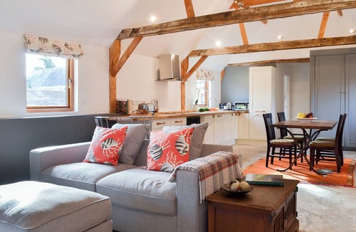 Martin Cottage | Chiddock Cottage - UKC2540