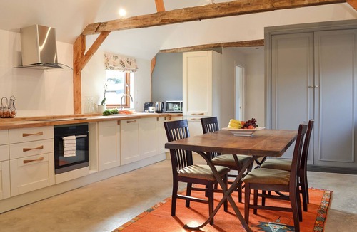 Martin Cottage | Chiddock Cottage - UKC2540