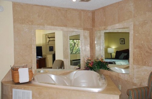 Fayetteville Hotel | Chief Motel
