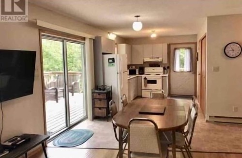 Irondale Cottage | Child Friendly w/Private Beach & Epic Sunsets