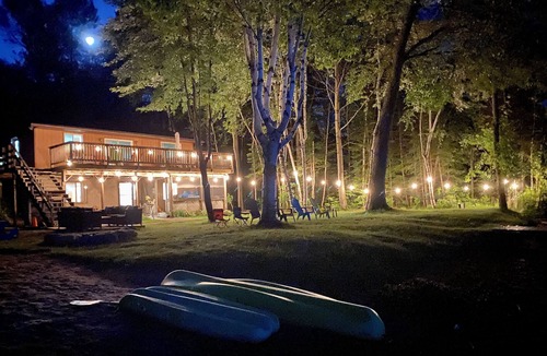 Irondale Cottage | Child Friendly w/Private Beach & Epic Sunsets