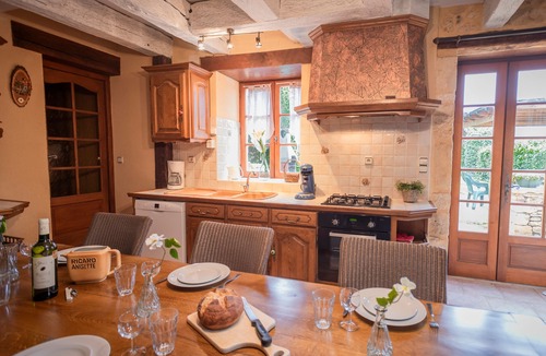 Prats-du-Perigord House | Child-friendly house with fishpond