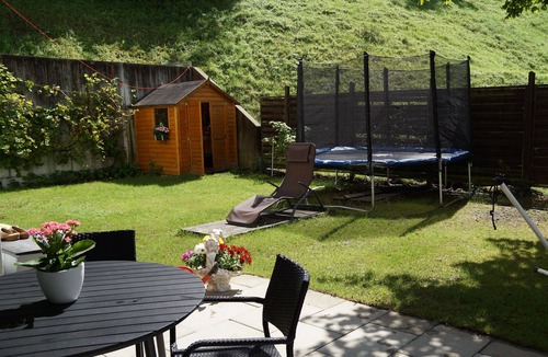 Horw Apartment | Child friendly, 2 bedroom modern and comfortable flat with garden in Luzern