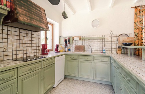 Salazac Villa | Child-friendly villa with pool