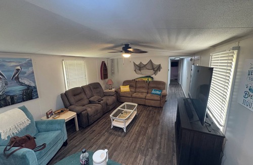 Shallotte House | Chill 2 bedroom near Holden Beach
