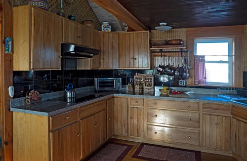 Madison Cottage | Chill and relax. Or remote to work from the beach.