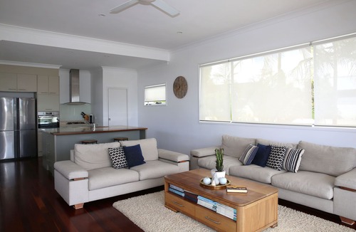 Sunshine Coast House | Chill at Moffat Beach