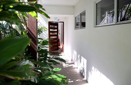 Sunshine Coast House | Chill at Moffat Beach