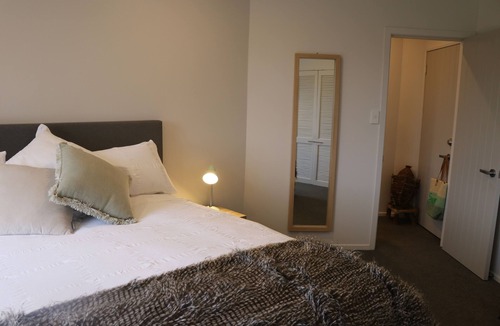 Waikanae Apartment | Chill on Trigg