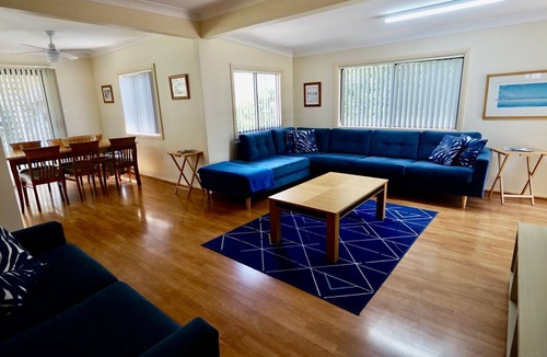 Basin View House | Chill Out the Basin by Jervis Bay Breaks