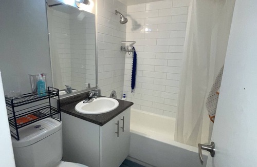 Deer Park Apartment | Chill vibe in Sherbourne street